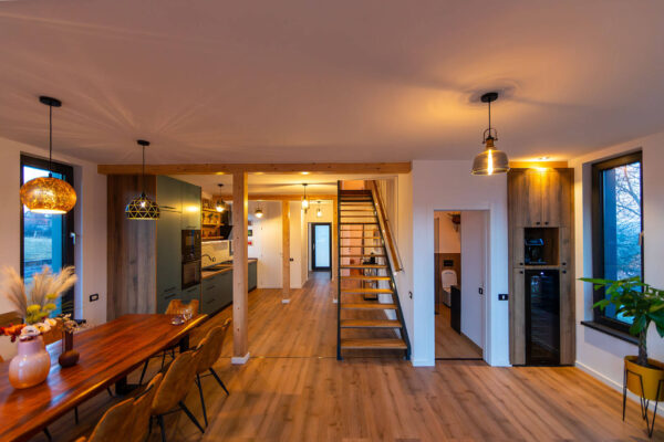 living pensiune de inchiriat in Bran